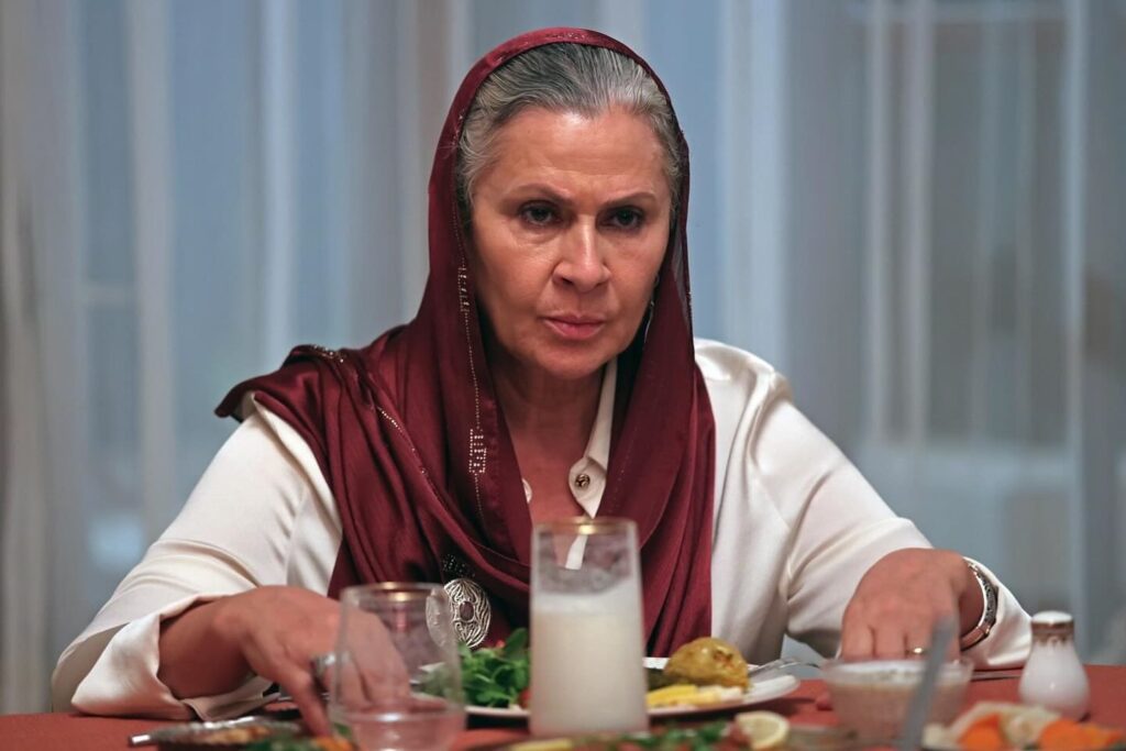 Далечен град 