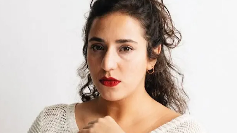 Кратка биография на актрисата Джерен Тачи