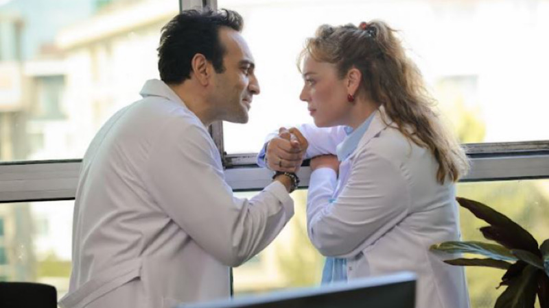 Трейлър за новия трети сезон на сериала "Бахар"