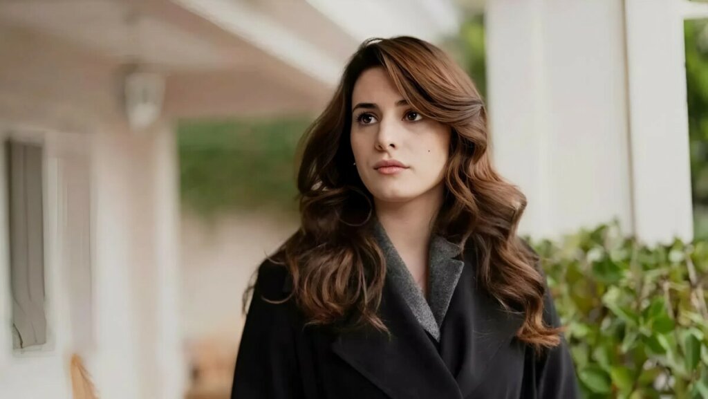 Звездата от „Скрий ме“ Асуде Калебек се завръща на големия екран.