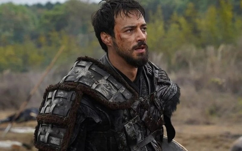 Мерт Язиджиоглу: От статус на звезда до силен скандал!