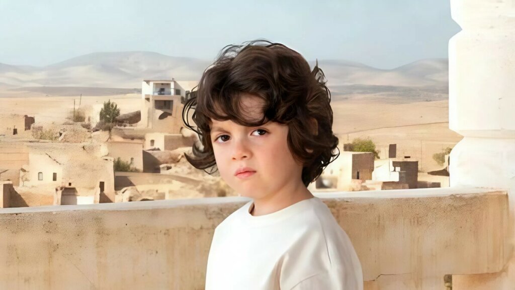 Роден и заснет: Младата звезда от „Далечният град“ Кузей Гезер и неговият живот