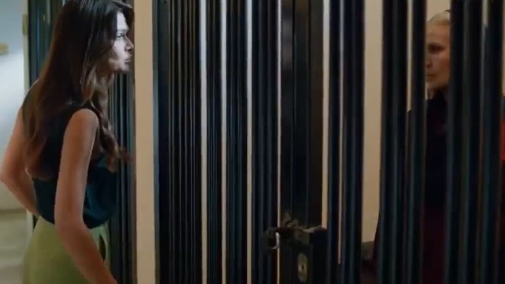 Далечен град 